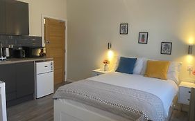 Grays Inn Road - Room 2